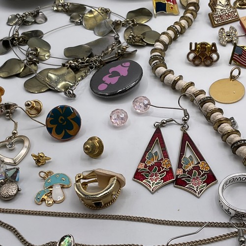 Gemischtes Bastelset 1,45 Pfund Pfund Beutel Schmuck Vintage Modern Trödel Mix Schlüsselanhänger Schnalle - Bild 10 von 15