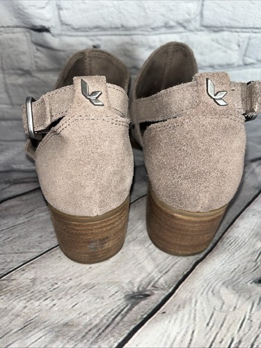 Koolaburra Kaiah Taupe Suede Open Toe Shoe Low Block Heel Sandal~Sz 6 NWOT - Picture 5 of 13