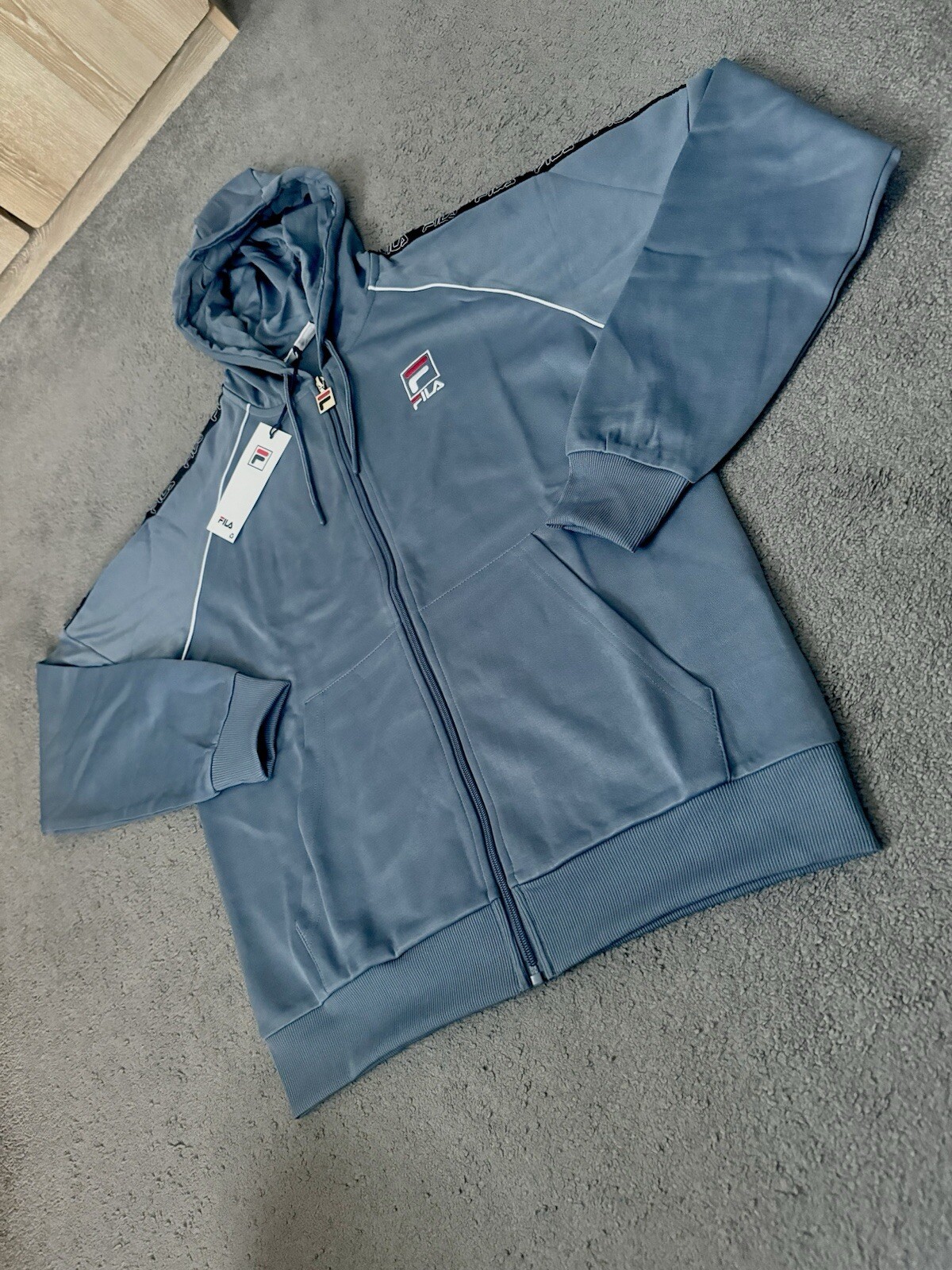 Felpa con cappuccio e zip intera FILA Deon Tape (taglia M) uomo *NUOVA CON ETICHETTE*