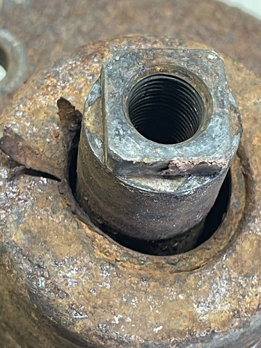 Snapper 1855A Tractor 54” Deck Left Mandrel/spindle For Parts Rebuild 6” - Picture 5 of 5