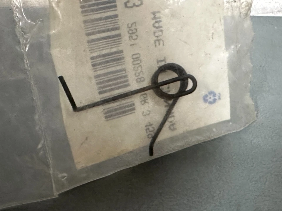 通用原始设备制造商 NOS 15756443 加速器踏板弹簧 1982 - 1997 雪佛兰 S10 — 第 3/3 张图片