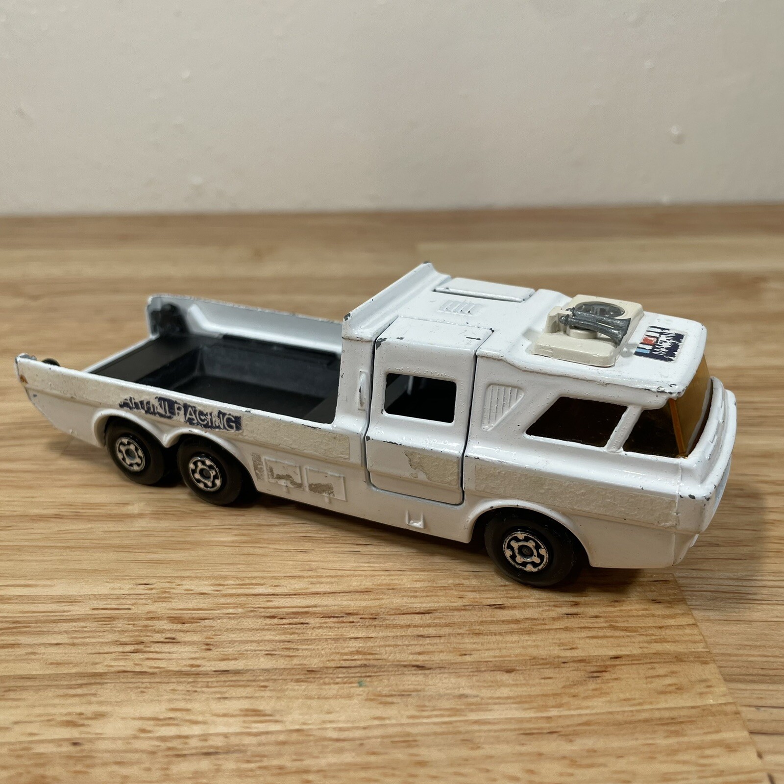 Picture 5 of 9