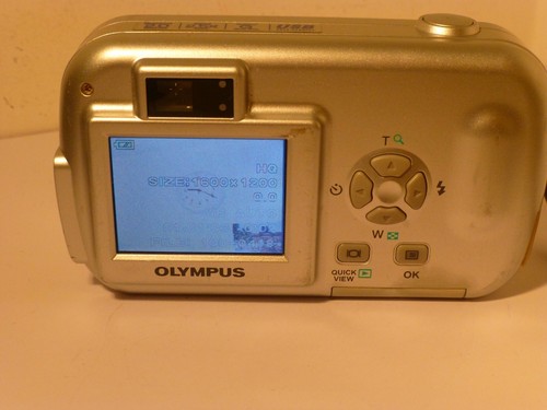 OLYMPUS CAMEDIA C-150 Digital Camera 5mm F2.8 LENS , FULLY WORKING (807) - Picture 6 of 9