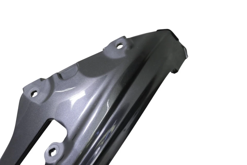 Panel de ajuste del alerón superior del parachoques trasero McLaren 570S 13A7246SP 2016-2021 OEM Foto 2 de 4