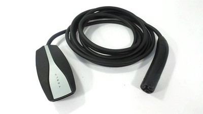 1101789‑00‑M Tesla 3, Y, S, X Mobile Connector Gen 2 EV Charger