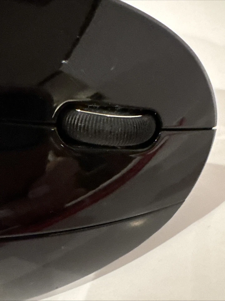 Ratón ergonómico vertical inalámbrico Adesso iMouse E10 2,4 GHz - Falta dongle Foto 3 de 4