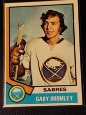 1974-75 Topps Hockey - #7 Gary Bromley (RC) - Buffalo Sabres VG-EX Condition 