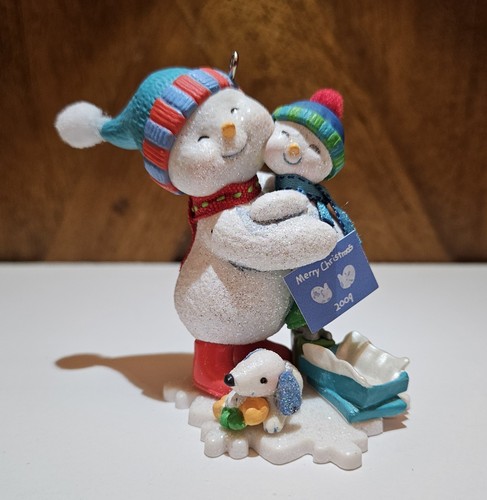 SWEETEST GIFT 2nd Making Memories 2009 Hallmark Ornament Snowman Puppy EUC - Picture 2 of 12