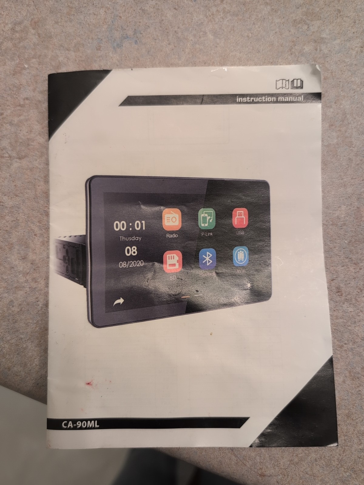 Head Unit With Bluetooth, Usb Aux, And Single Din Remote