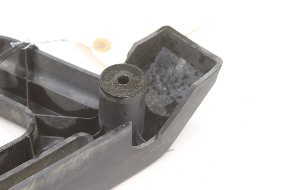 Can-Am Outlander 400 MAX 05 Rack Rear Left 705001525 52166 Foto 3 de 4