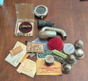VTG Phonograph Parts Large Lot Various Needles, Silvertone Reproducer + More JN2
