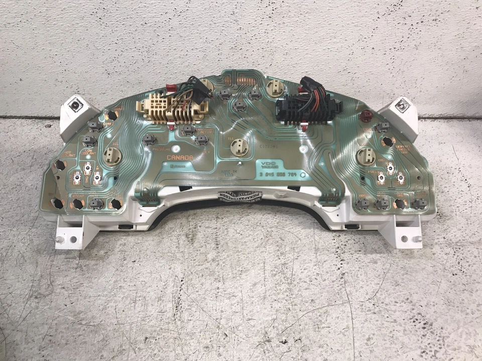 1995-1996 Saturn SL1 SL2 SC1 SC2 SW2 velocímetro medidor panel de cabeza de grupo 242 k Foto 4 de 4