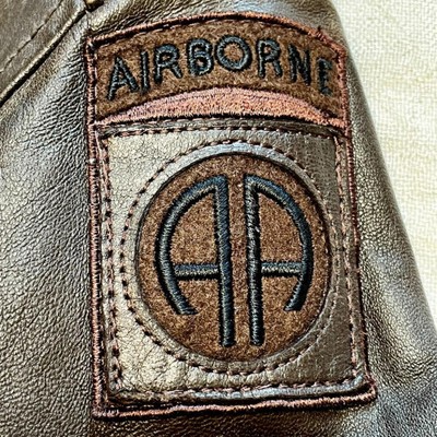 ジャケット・アウター AVIREX STAR STRIPES M-65 LEATHER JACKET AVIREX Star & Stripes M-65 Leather Jacket Size: M Brown