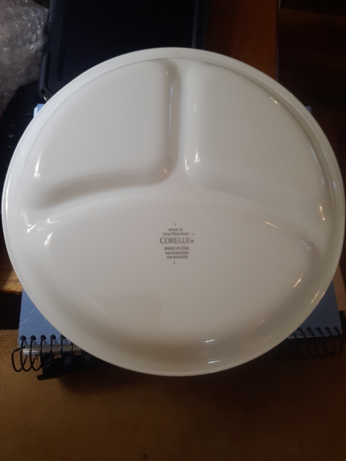 2 Lunch Plates Corelle Winter Frost White 81/2" Divided Lunch