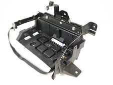 Dodge Challenger 3.6 L V6 Pentastar 305HP 3 gen 2020 vassoio batteria 05112061A OEM