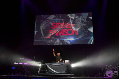 Sidney Samson at The Palace of Auburn Hills on May 23 2012 in Aubu- Old Photo 6