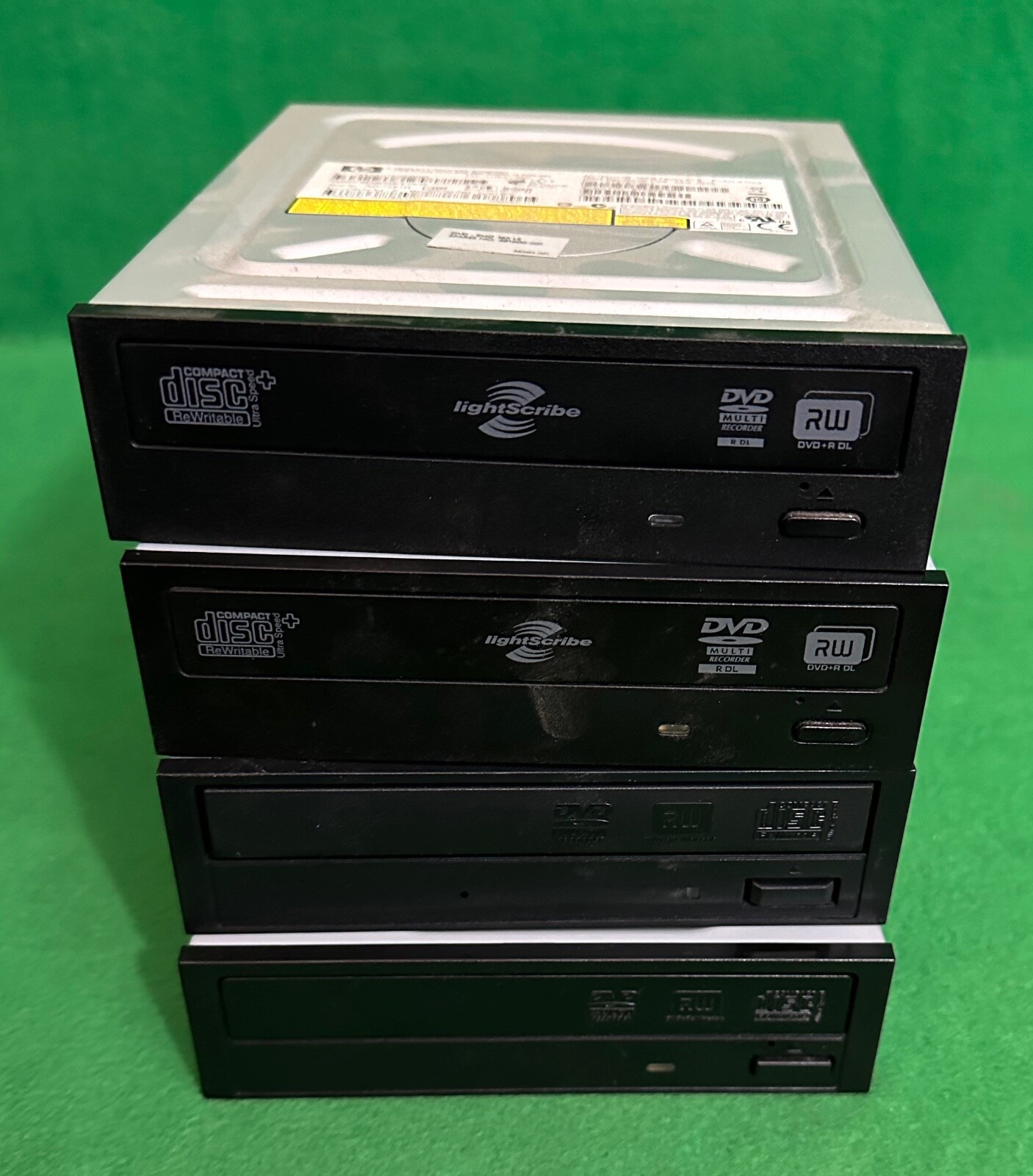 Lot of 4 DVD/CD Rewritable Drives Model DH-16AES/AD-7200S/DH-16AAL/AD ...