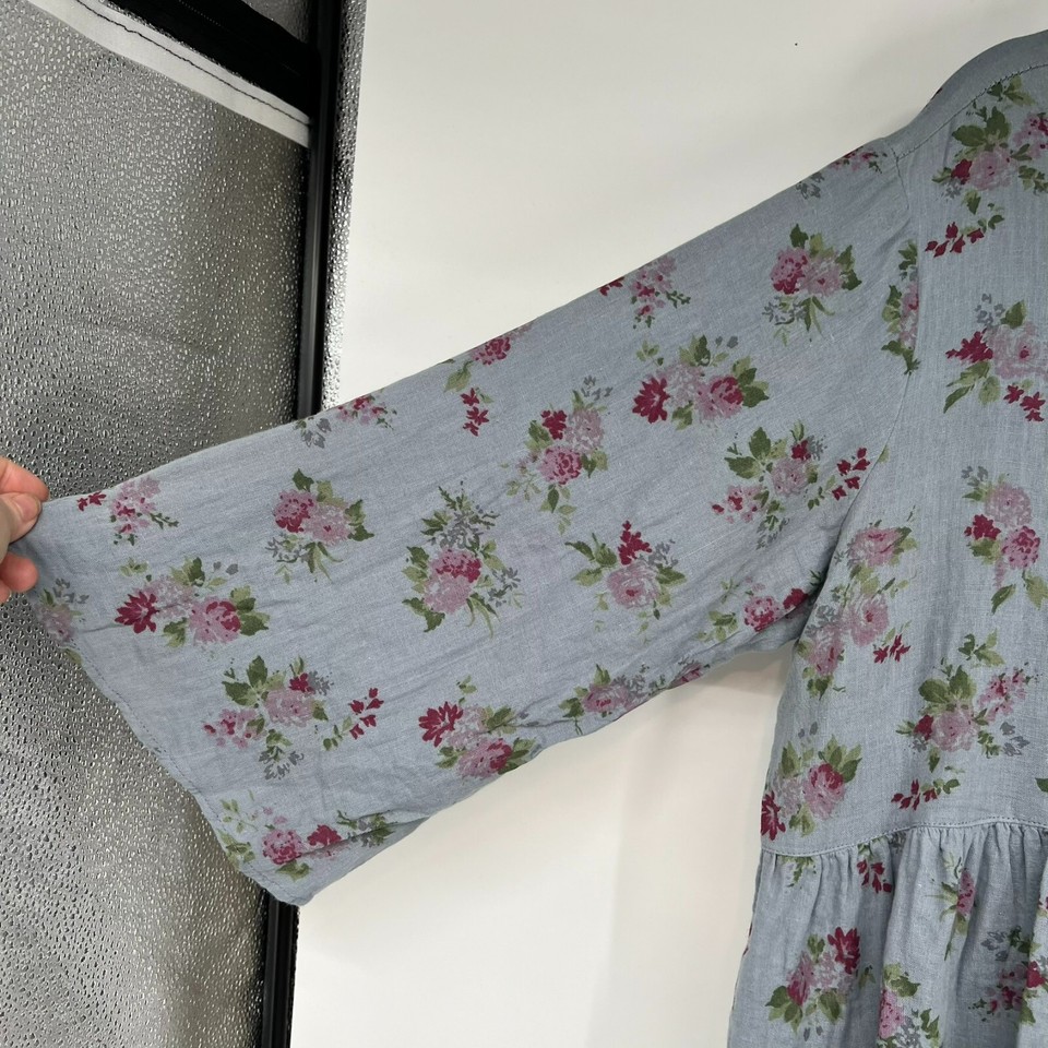 Paper Lace Tunic Top Womens 1X Blue Floral Floral Tiered Button Front