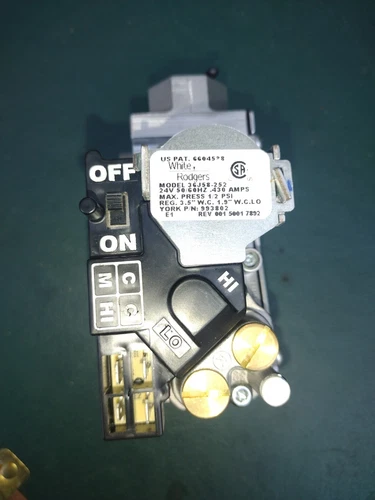 White Rodgers 36j58-252  Manifold Gas Valve-24v 50/60hz .430 amps 