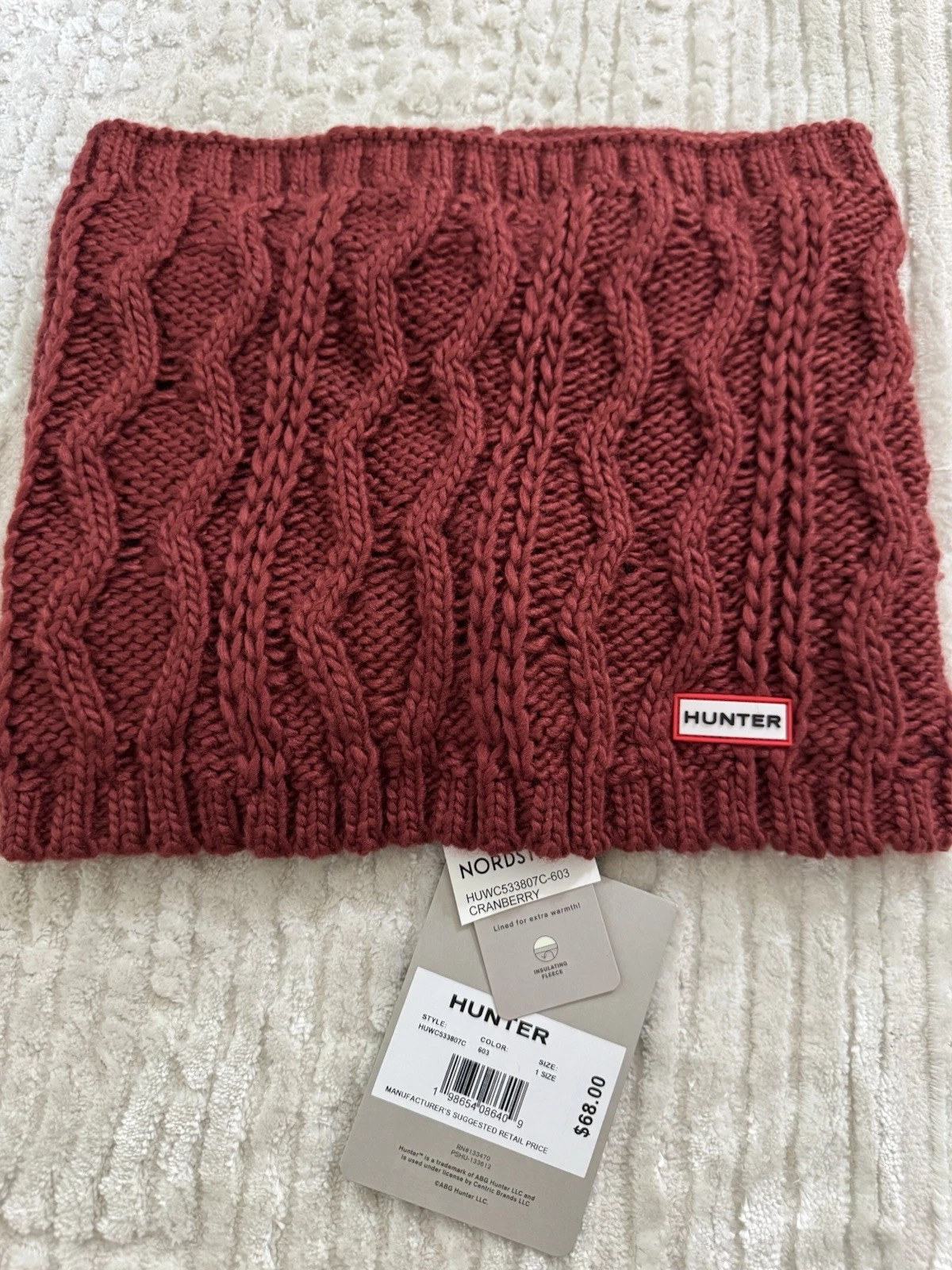 NWT Hunter cable knit neck warmer in cranberry red | $68