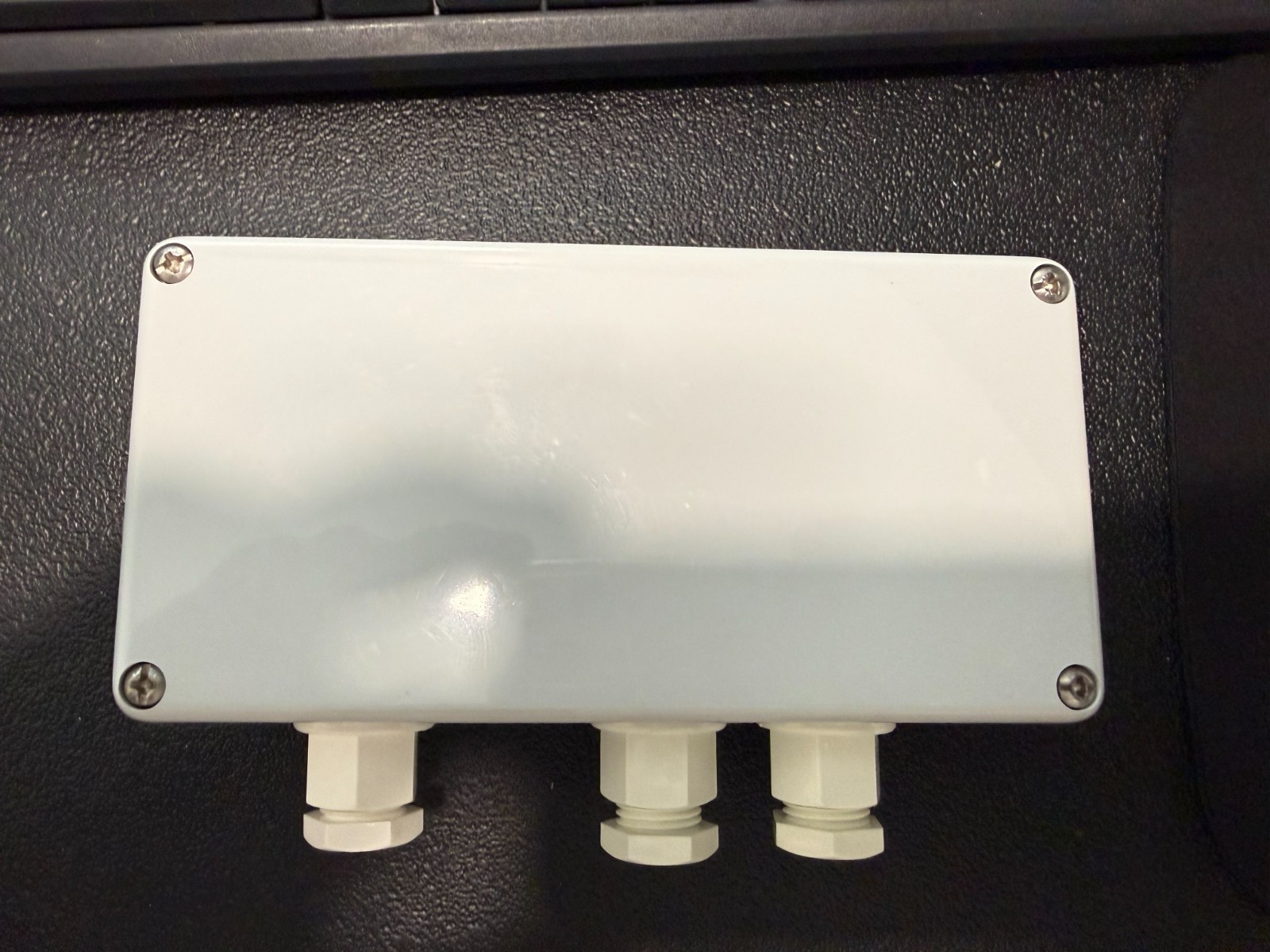 McMaster Carr Gentech Float Switch Relay 47475K82. New!! Free Shipping USPS