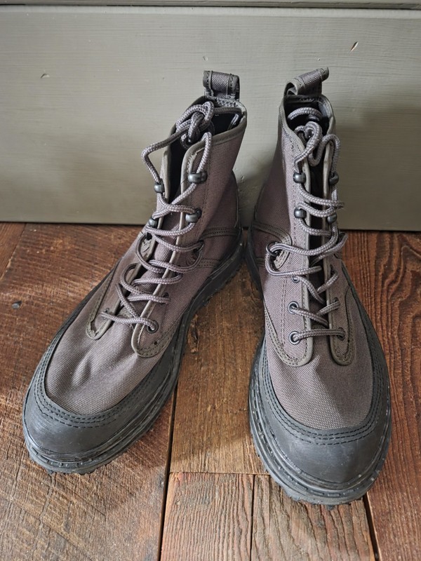 Redington Wading Boots Mens 8 Brown Rubber Sole Fly Fishing Shoes