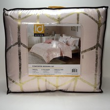 Intelligent Design Comforter Bedding Set 3-Piece Full / Queen Light Pink/ Gold