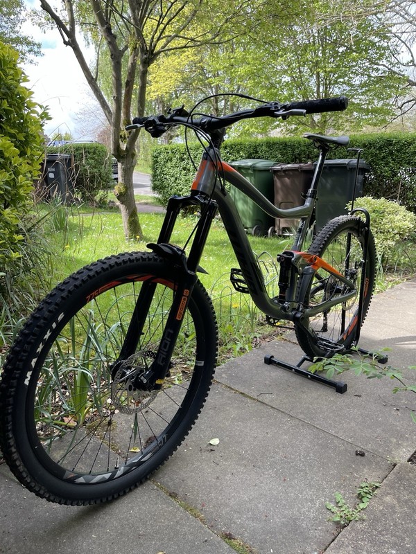 Giant Trance 2016 Full Suspension Mountain Bike