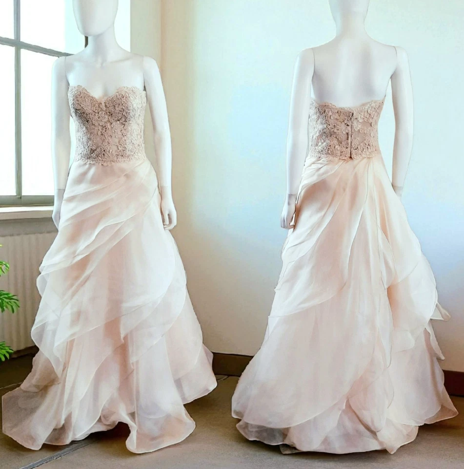 Vestido de novia REEM ACRA "She's In Love" sin tirantes de encaje seda organza en capas crudo 8 Foto 3 de 4