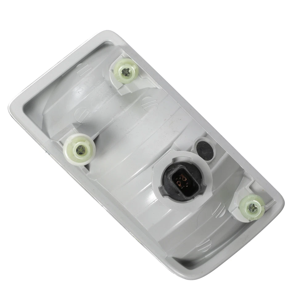 OEM NEW 2015-2020 Suburban Tahoe Yukon Fog Light Lamp Passenger Side 23332242 - Image 4 of 4