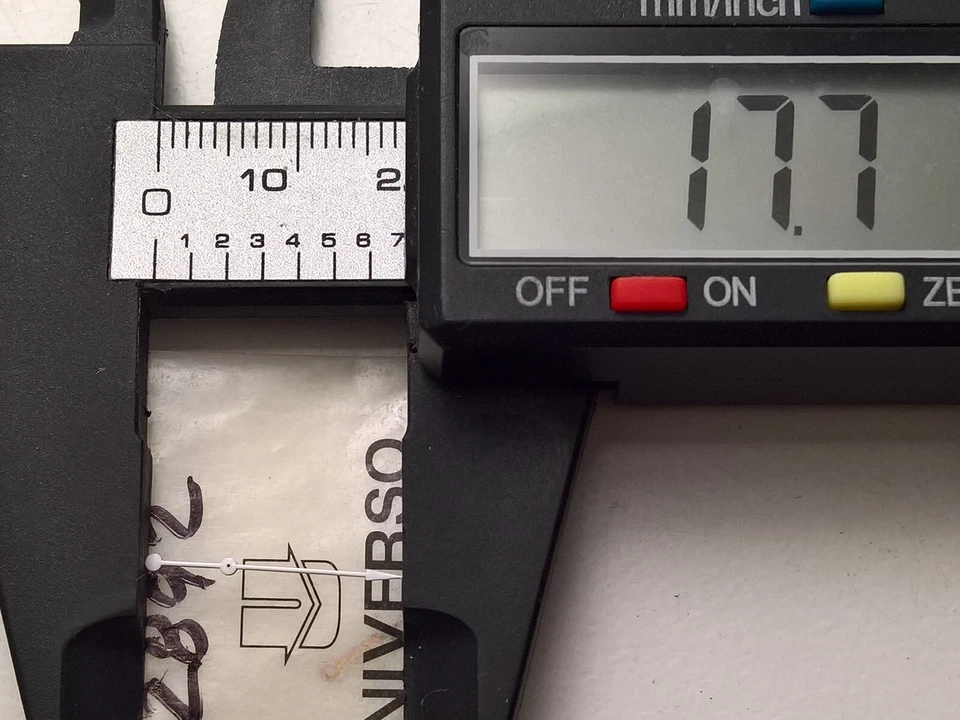 RARE CHANEL J12 HANDS SET COLORE BIANCO - Изображение 2 из 4