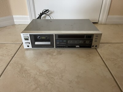 【動作確認済】SONY ステレオカセットデッキ TC-FX600 Vintage Sony Cassette Recorder TC-FX600 - RARE - Working - Silver