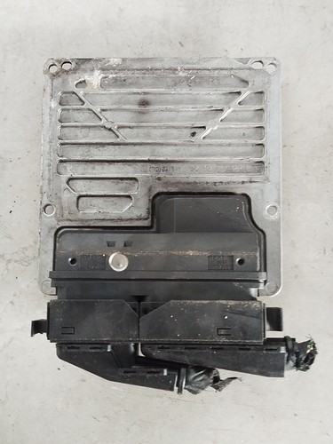 Original MERCEDES-BENZ Motorsteuergerät ECU  a2711535579  /
