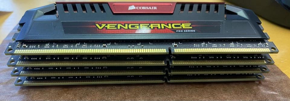 Corsair Vengeance PRO SERIES 4x8GB (32GB) DDR3 Ram - Bild 3 von 4