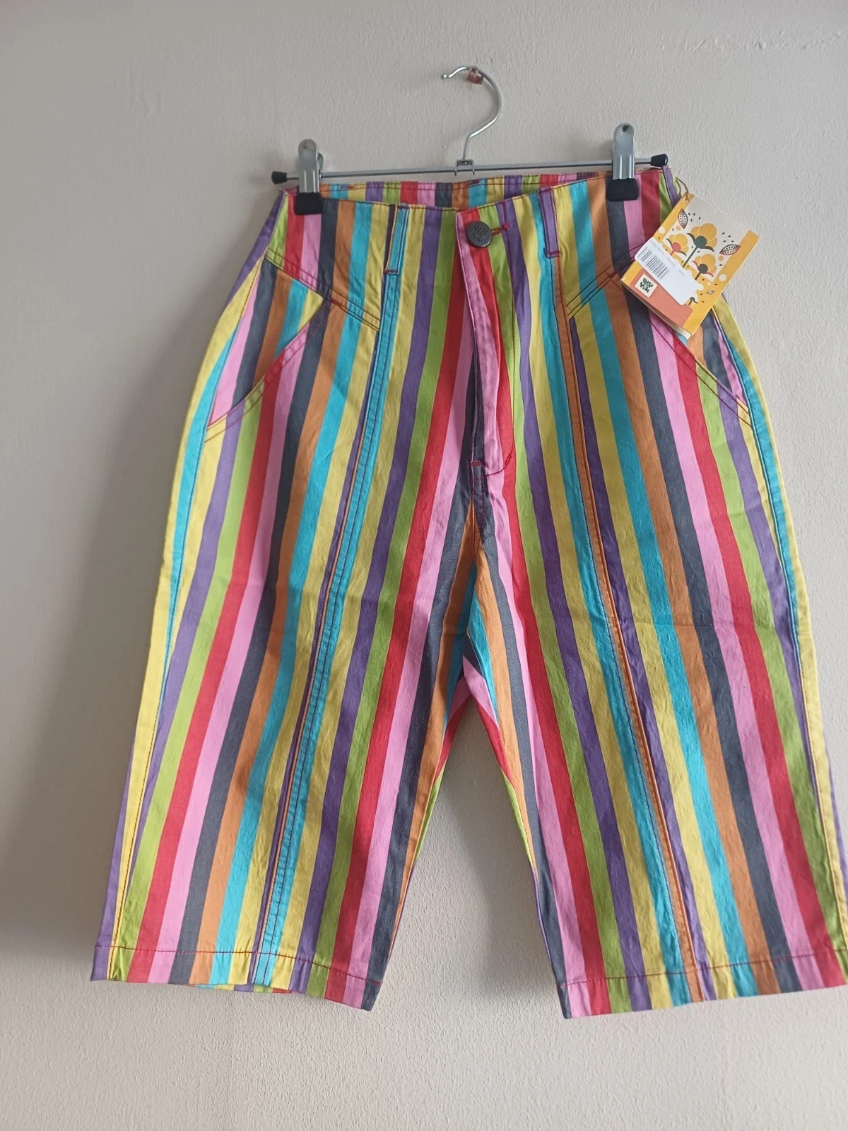 Lucy And Yak Organic Cotton Stylish Dalston Rainbow Shorts.Size W 24. New