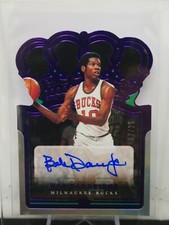 BOB DANDRIDGE 2021-22 CROWN ROYALE BASKETBALL PURPLE AUTO /25 MILWAUKEE *15964