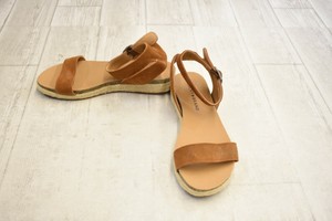 garston sandal