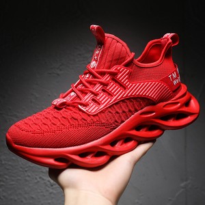 breathable sports shoes