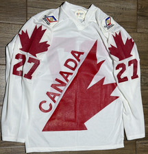 Vintage Darryl Sittler 1976 Canada Cup Team Hockey White Jersey Size M / Medium