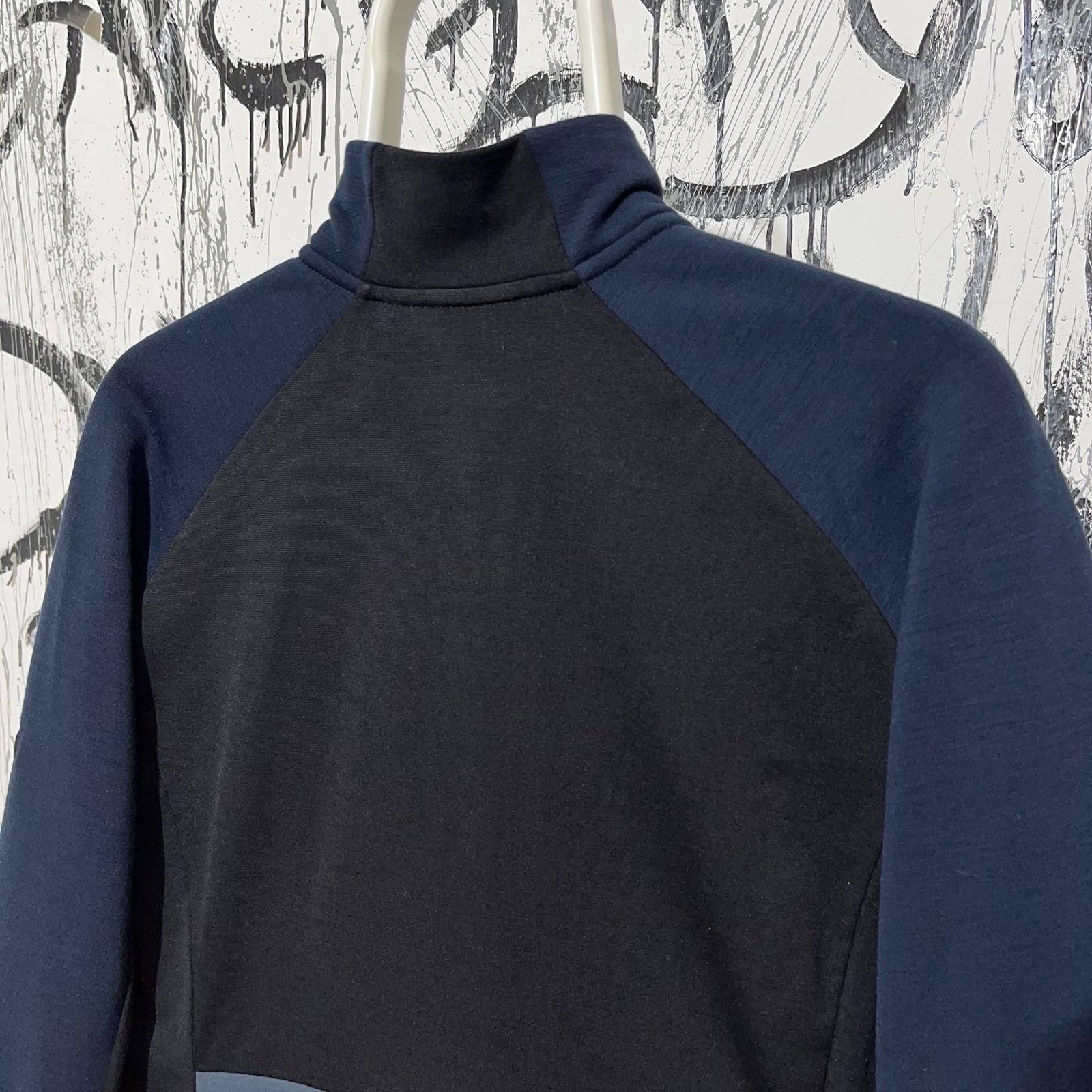 Peak Performance Vertical Mid Zip Jacket Mens Blu… - image 16