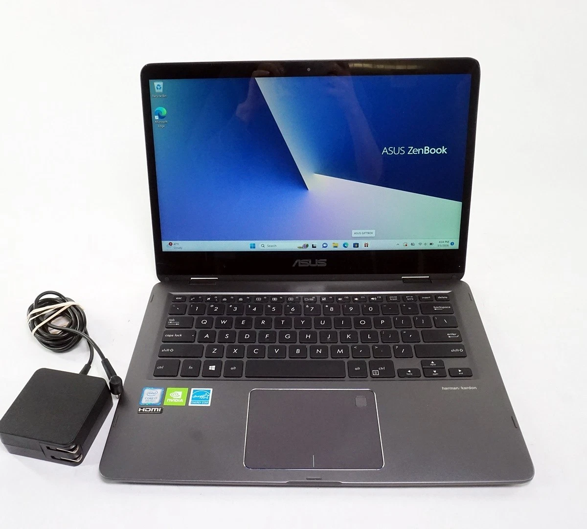 Pc Portable Asus IntelCore i7 2,30GHZ NVIDIA 8Go Ssd 500Go entièr