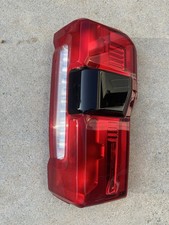 23-26 Super Duty Oem Ford Led Tail Light Xlt Lariat King Ranch Right Pc3z13404j