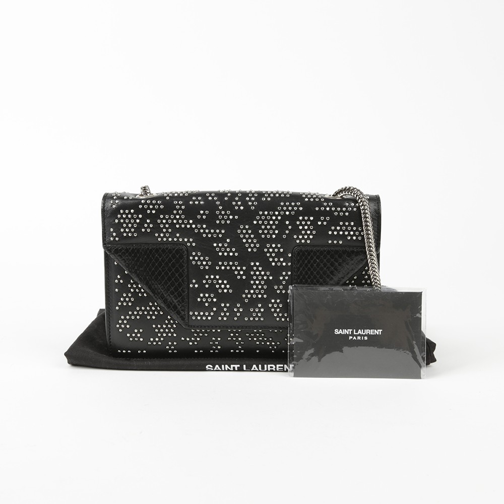 Borsa a tracolla e tracolla Saint Laurent in pelle nera con borchie Betty Chain