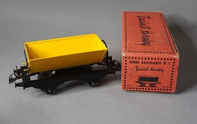 A Boxed French Meccano-Hornby H0 Gauge Passenger Train Set