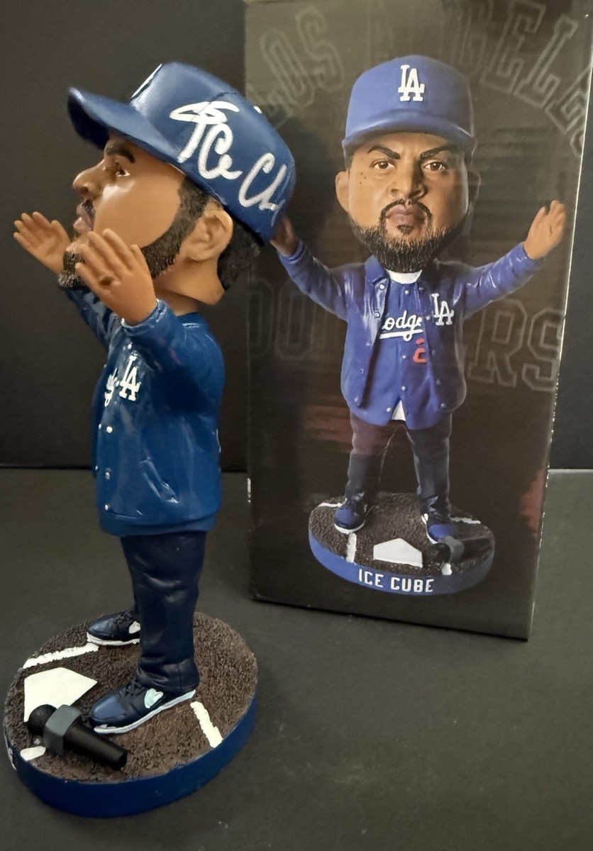 ICE CUBE SIGNED BOBBLEHEAD SGA DODGERS 2025 (2024 WORLD