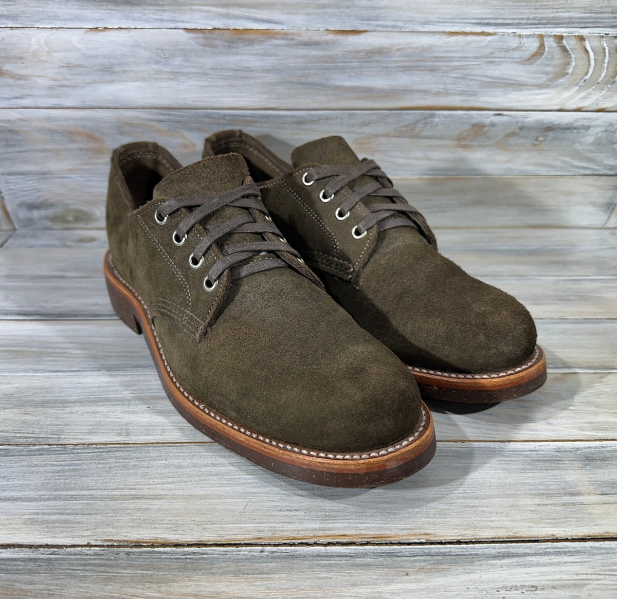 Chippewa Originals Oxfords 1901M75 Men's Suede Dress Shoes Vibram