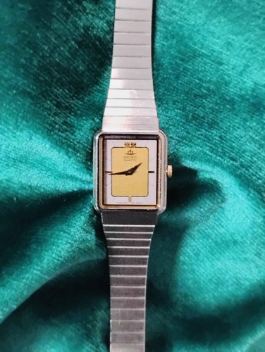 Seiko Womens Watch 2P20-5550 Vintage Quartz Analog Gold Tone Dial Silver Tone - Picture 9 of 9