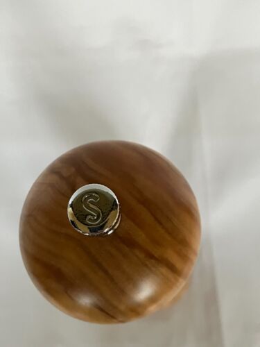 Molino de sal de madera de oliva Bisetti Imperia de 9,8 pulgadas con amoladora ajustable - Imagen 2 de 3