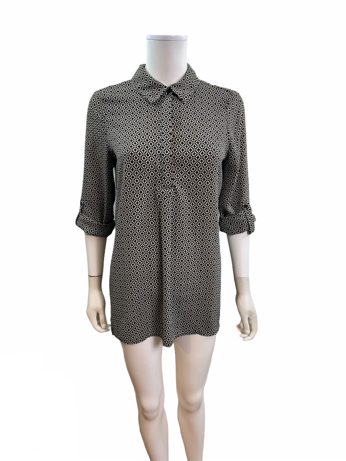 Pleione Women’s Size Small Long Roll Tab Sleeve 1/4 Button Neck Blouse