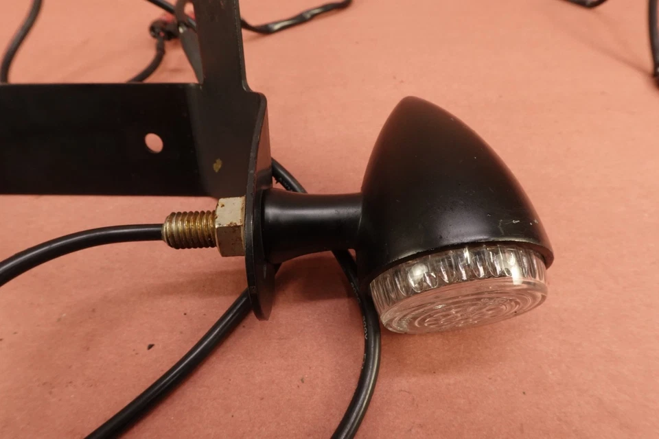 Señales de giro delanteras Triumph Bonneville 2002-2007 Foto 4 de 4